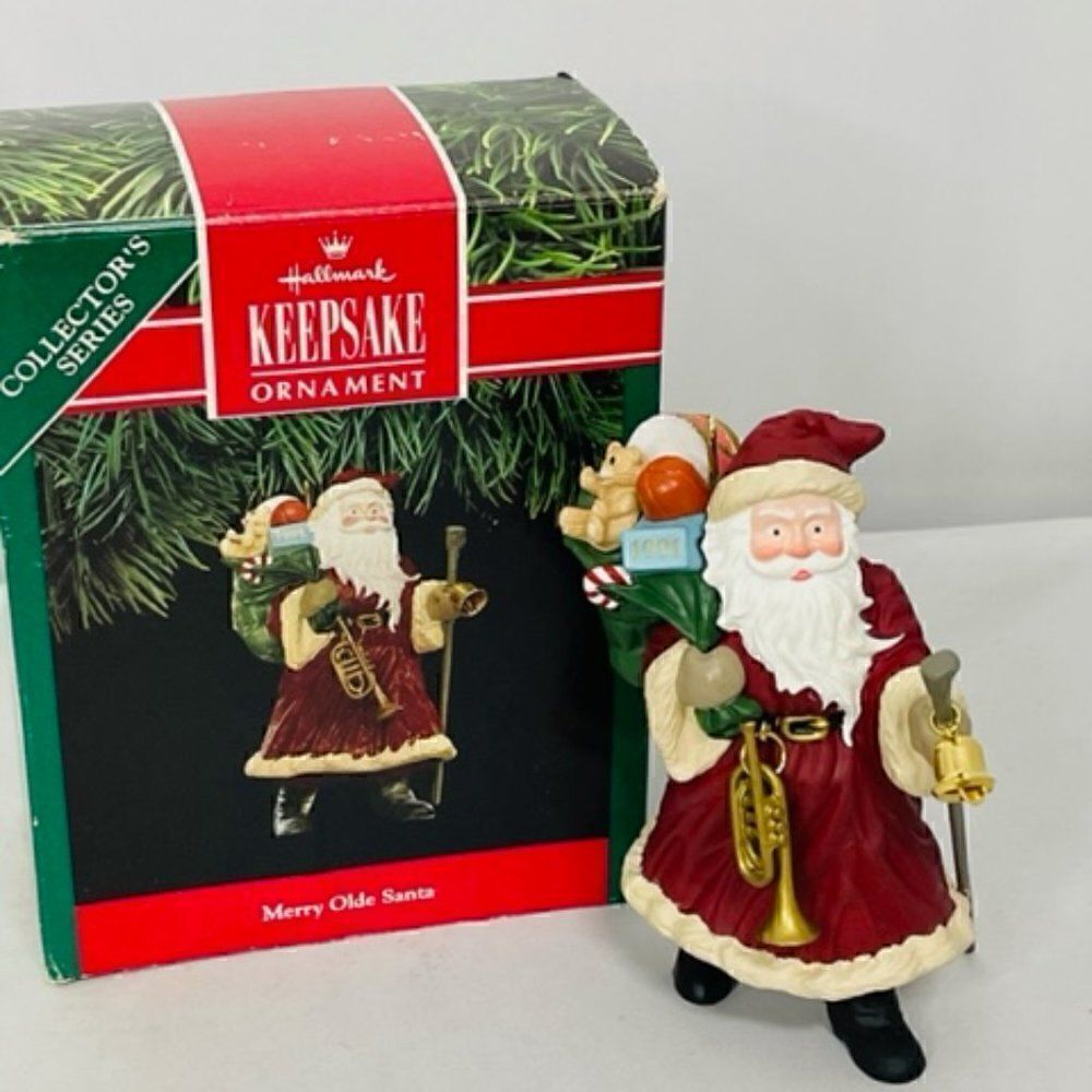 Hallmark Keepsake Christmas Ornament Merry Olde Santa 1991 Preowned but in exce